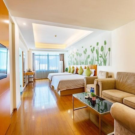 Greentree Alliance Sanya Jiyang District Yalongwan Road Hotel Экстерьер фото