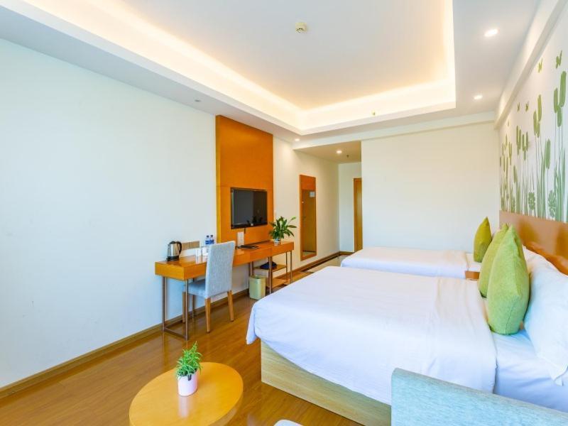 Greentree Alliance Sanya Jiyang District Yalongwan Road Hotel Экстерьер фото