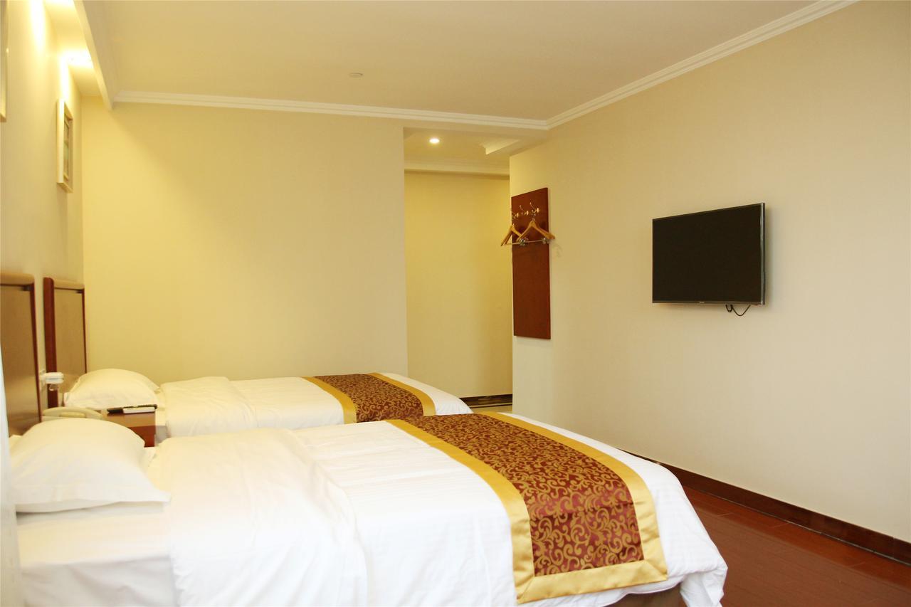 Greentree Alliance Sanya Jiyang District Yalongwan Road Hotel Экстерьер фото